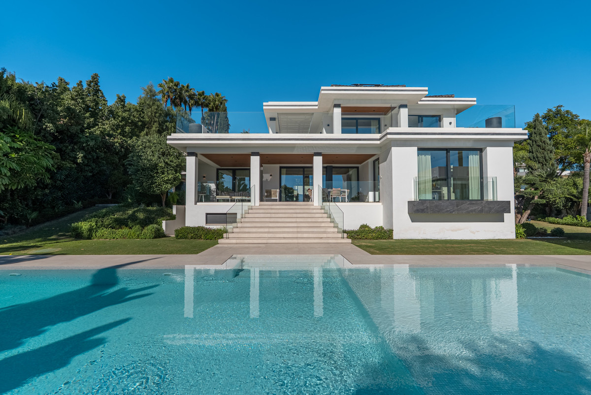 Los Flamingos, Benahavís